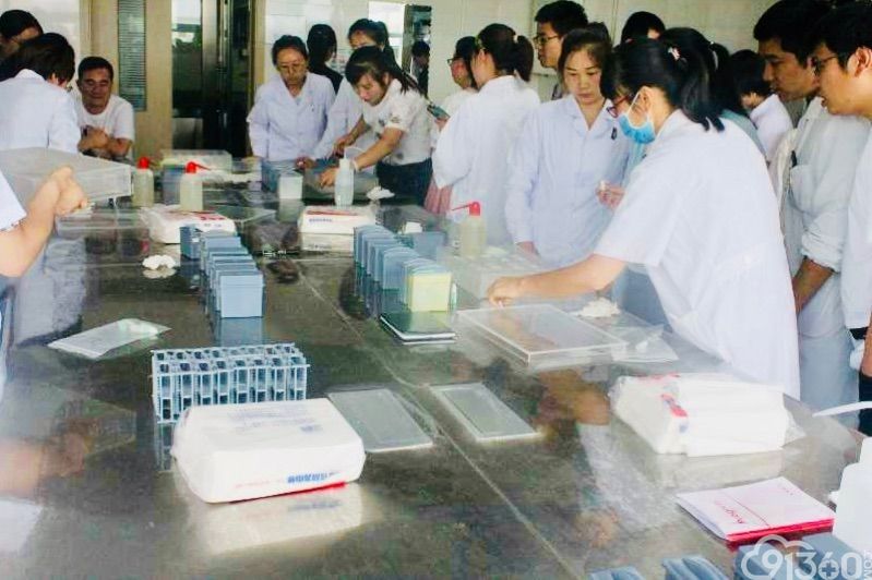 宁夏医科大学总医院肿瘤医院病理科在全区病理免疫组化室间测评比赛中获第一名