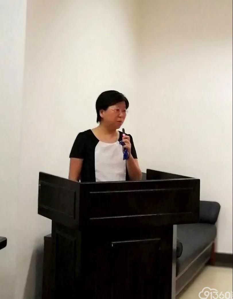 郭丽梅副主任医师