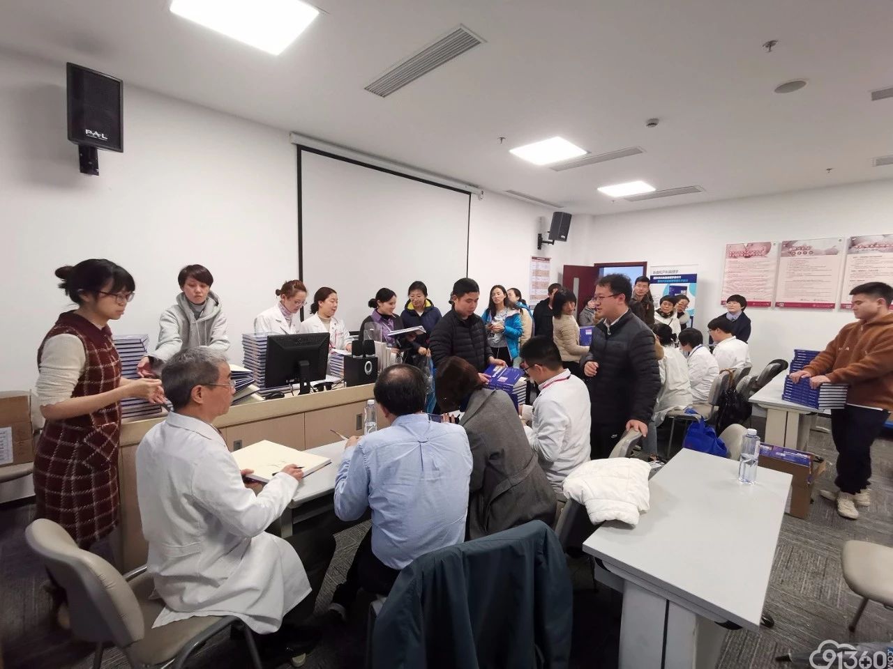 热烈祝贺第一届胎盘病理学习班胜利召开